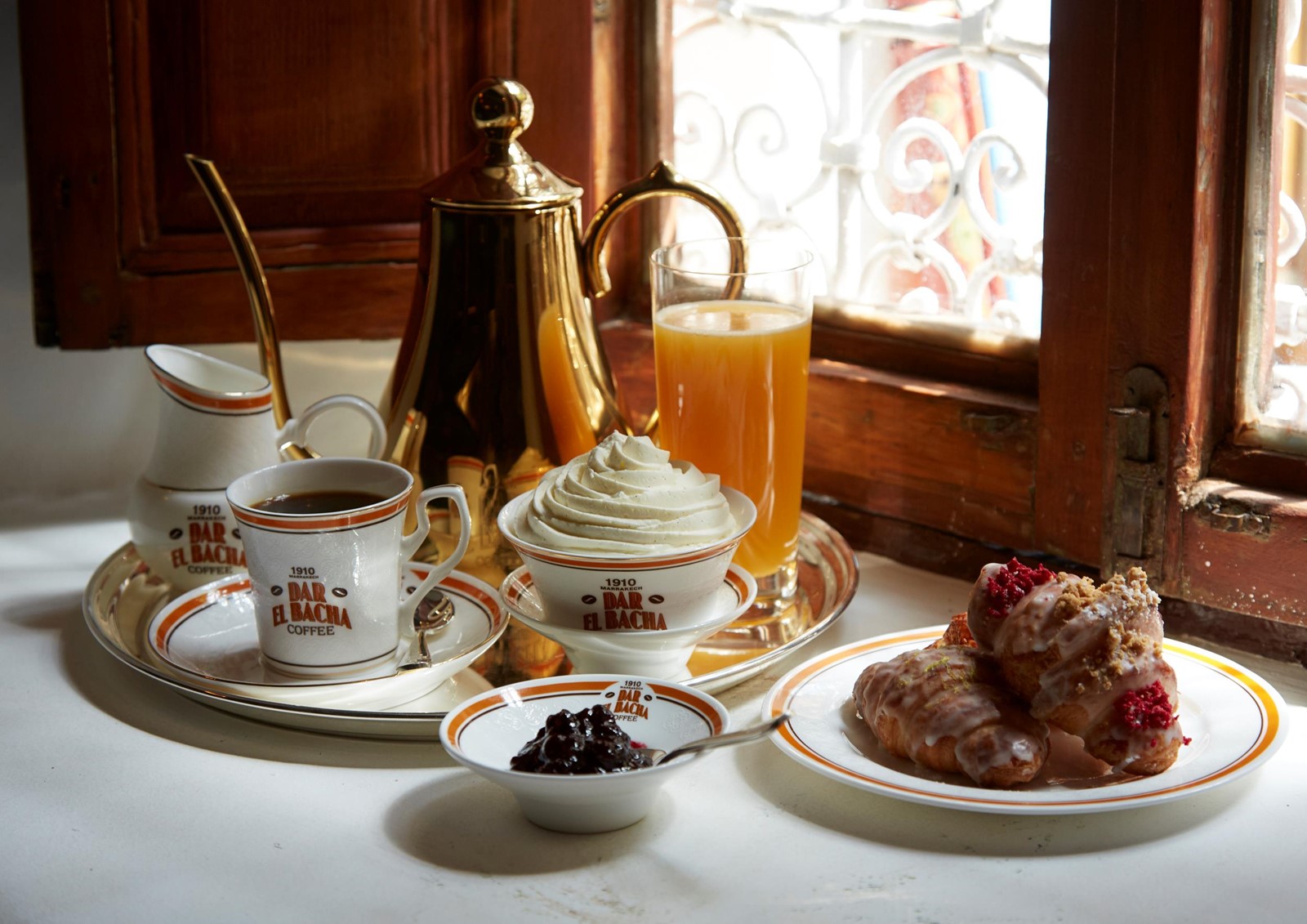 bacha-coffee-coffee-acidity-explained-hero-piece bacha-coffee-coffee-acidity-explained-hero-piece